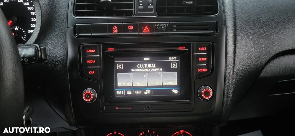 Volkswagen Polo - 14