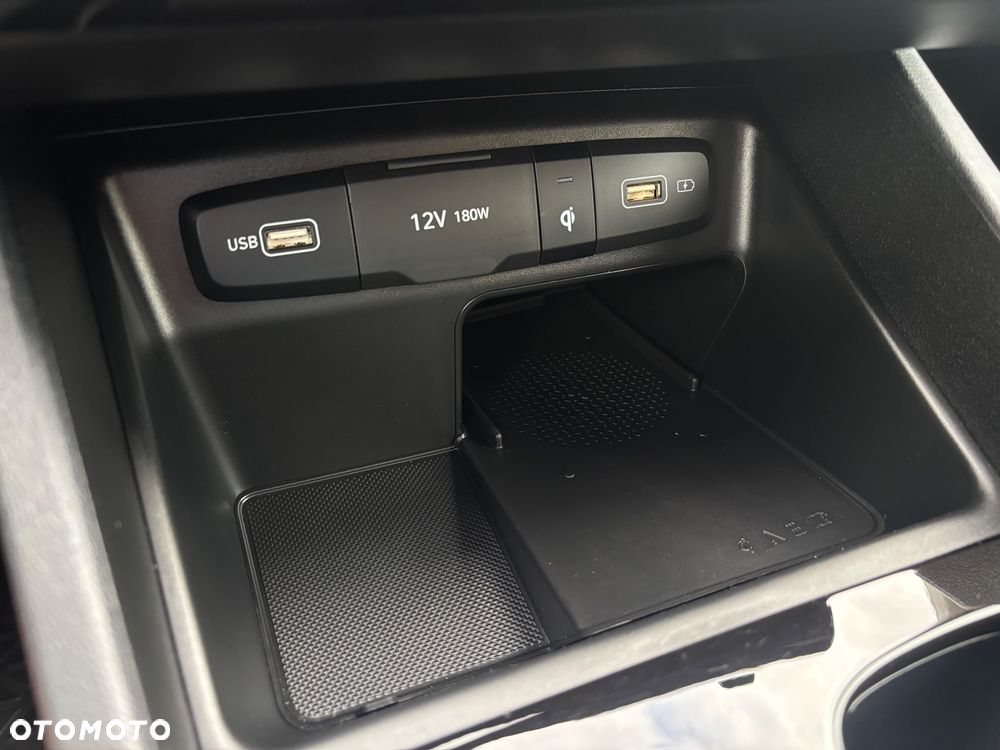 Hyundai Tucson 1.6 T-GDi 48V-Hybrid 2WD DCT Edition 30+ - 38