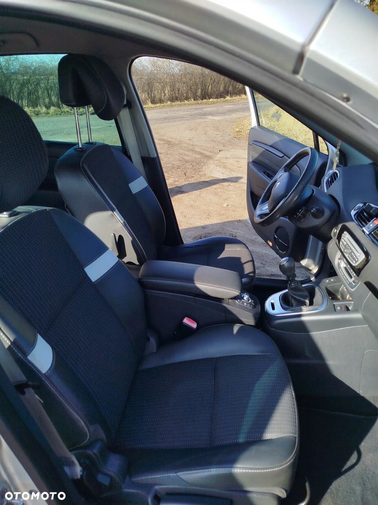 Renault Scenic Energy dCi 130 Start & Stop Bose Edition - 6