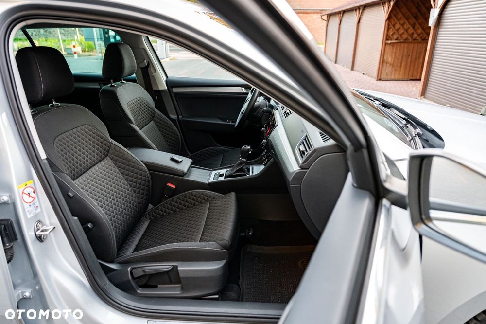 Skoda Superb 1.5 TSI Style DSG - 15