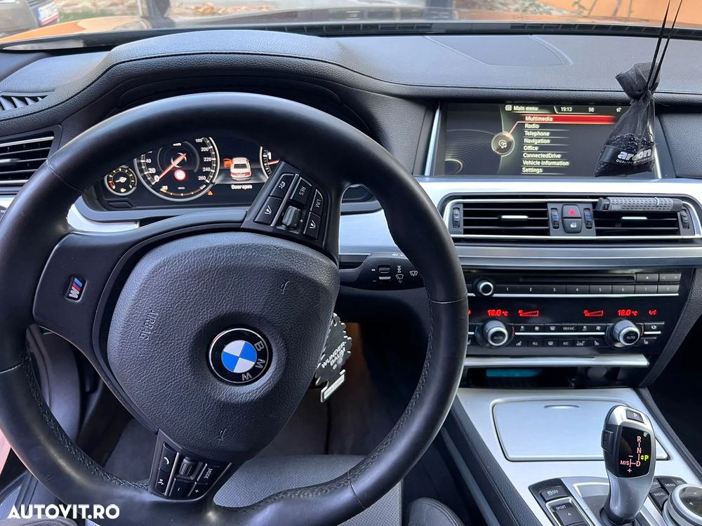 BMW Seria 7 - 22