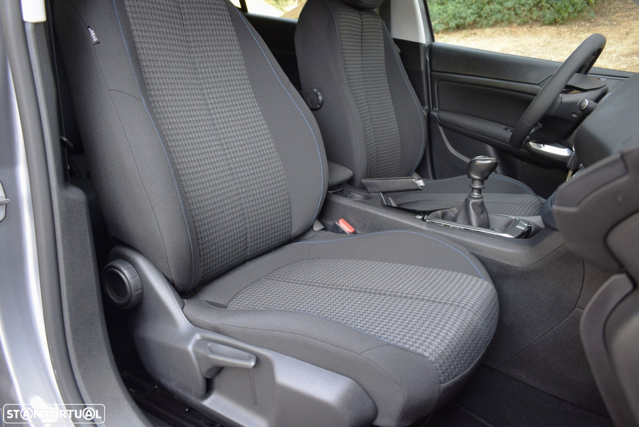 Peugeot 308 1.2 PureTech Style - 38