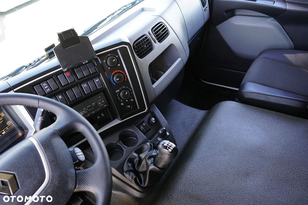 Renault / D 12 / 210 / ACC / EURO 6 / CHŁODNIA / ŁAD. 5950 KG / 11 PALET - 9