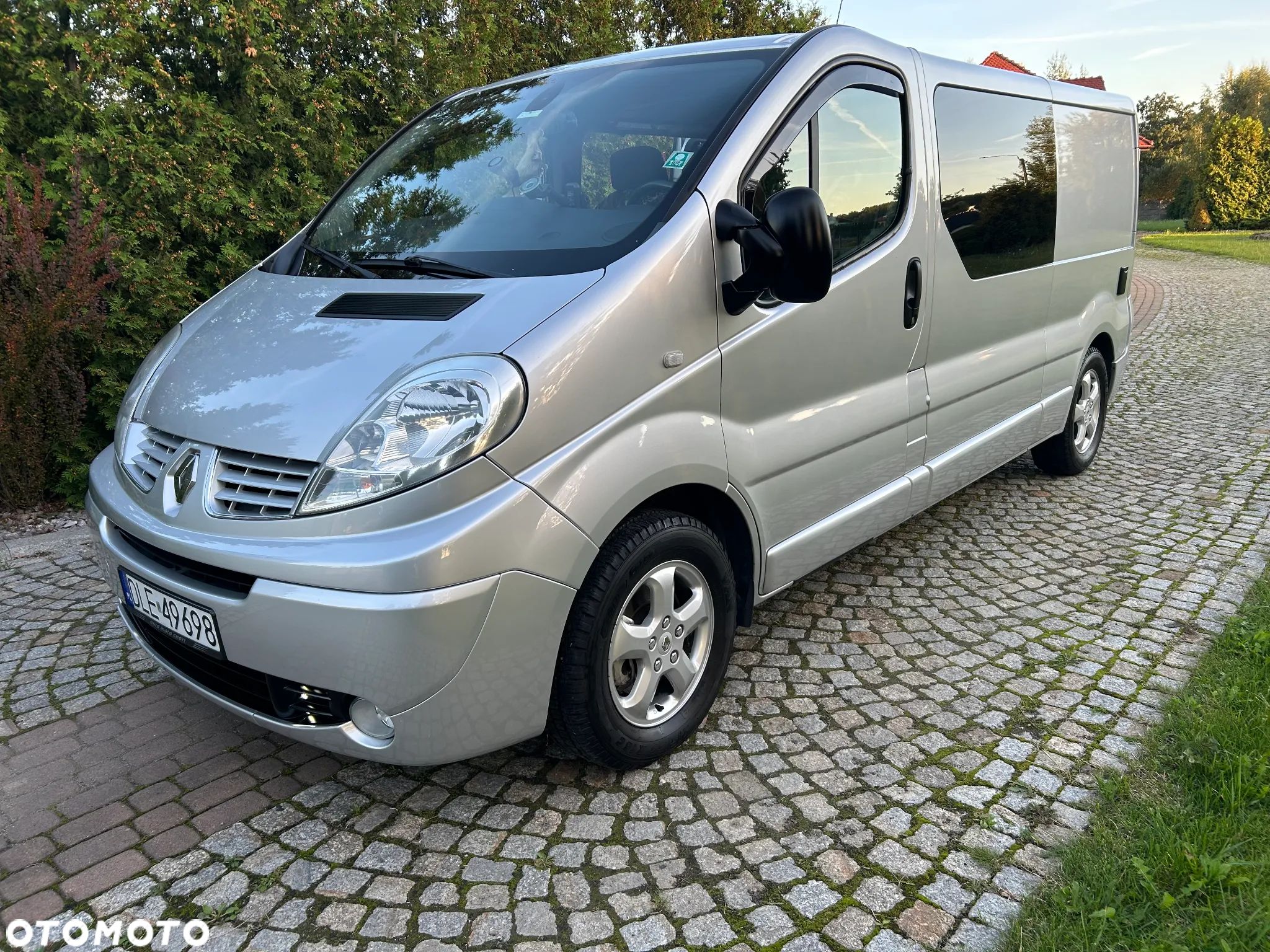 Renault Trafic - 1