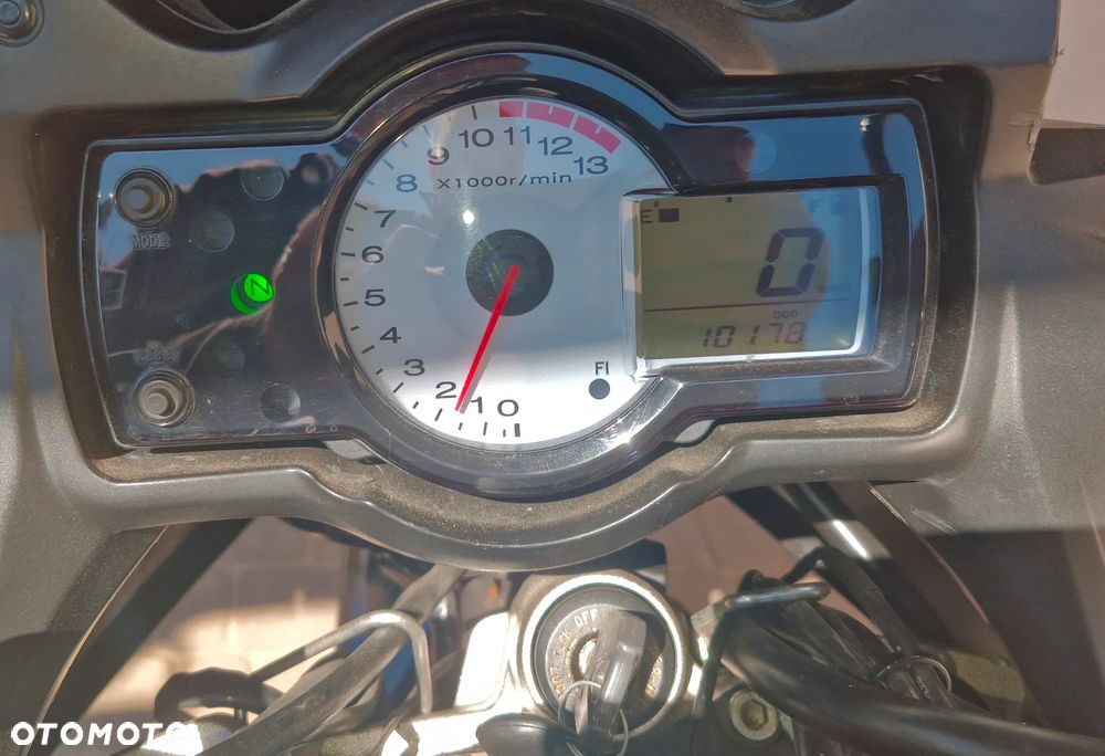 Kawasaki Versys 650 - 2
