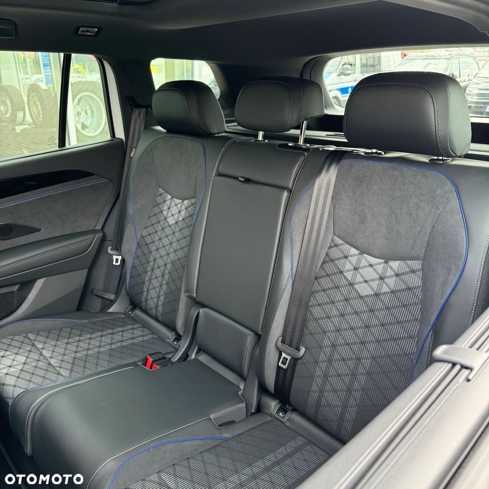 Volkswagen Tayron 2.0 TDI SCR 4Mot R-Line DSG - 16