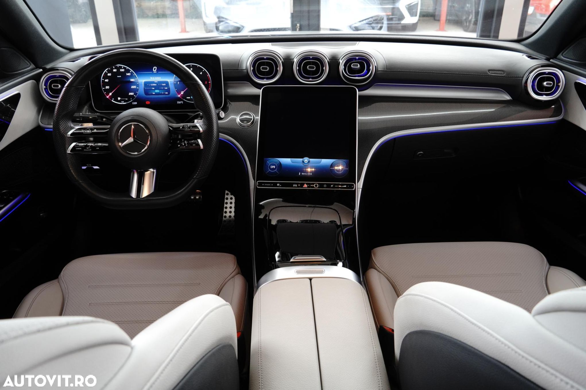 Mercedes-Benz C - 27