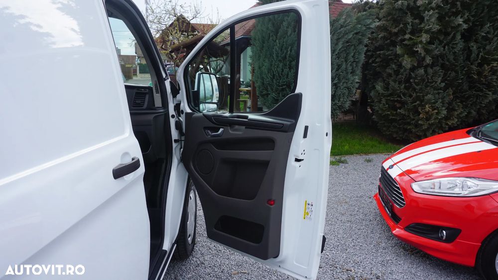 Ford Transit Custom - 8