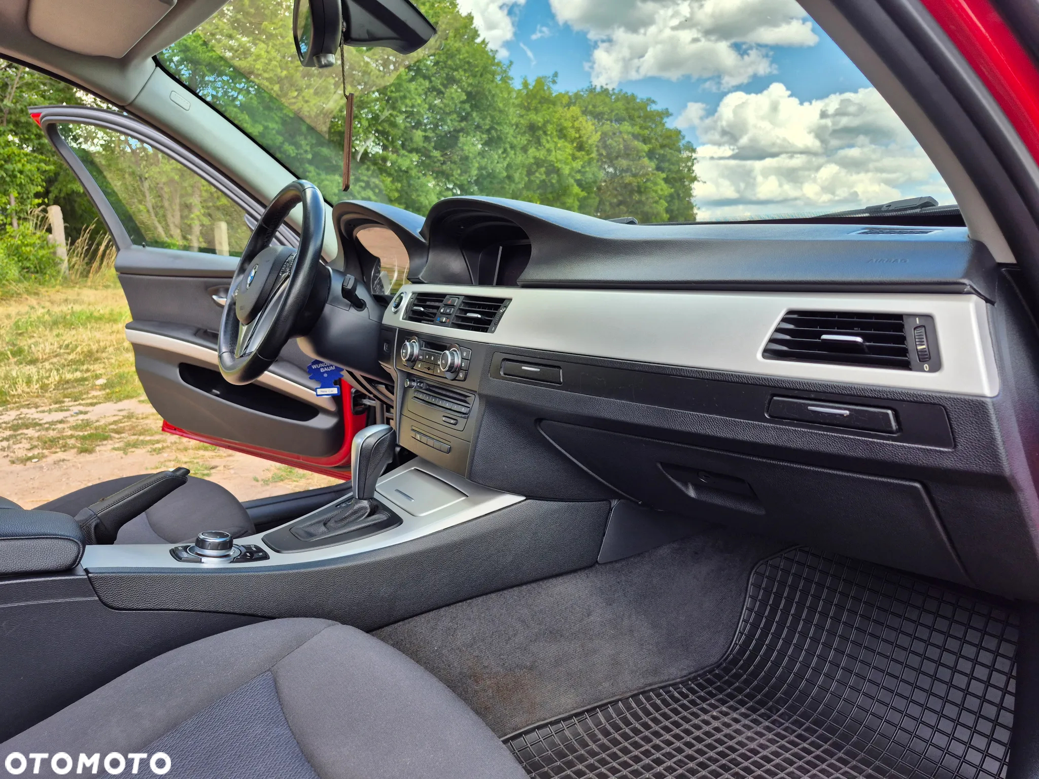 BMW Seria 3 318i Touring - 20