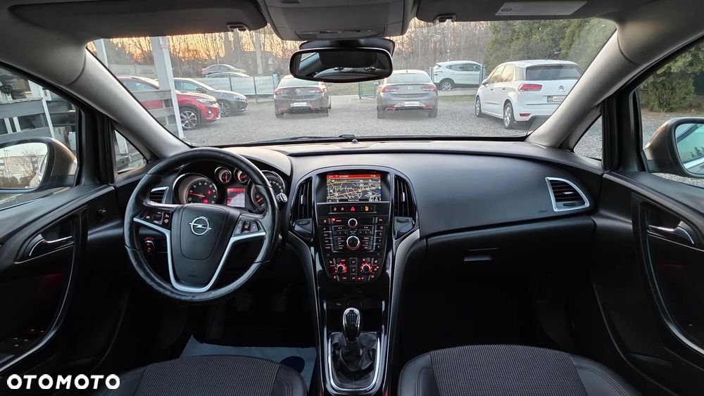 Opel Astra 1.4 T Cosmo - 6