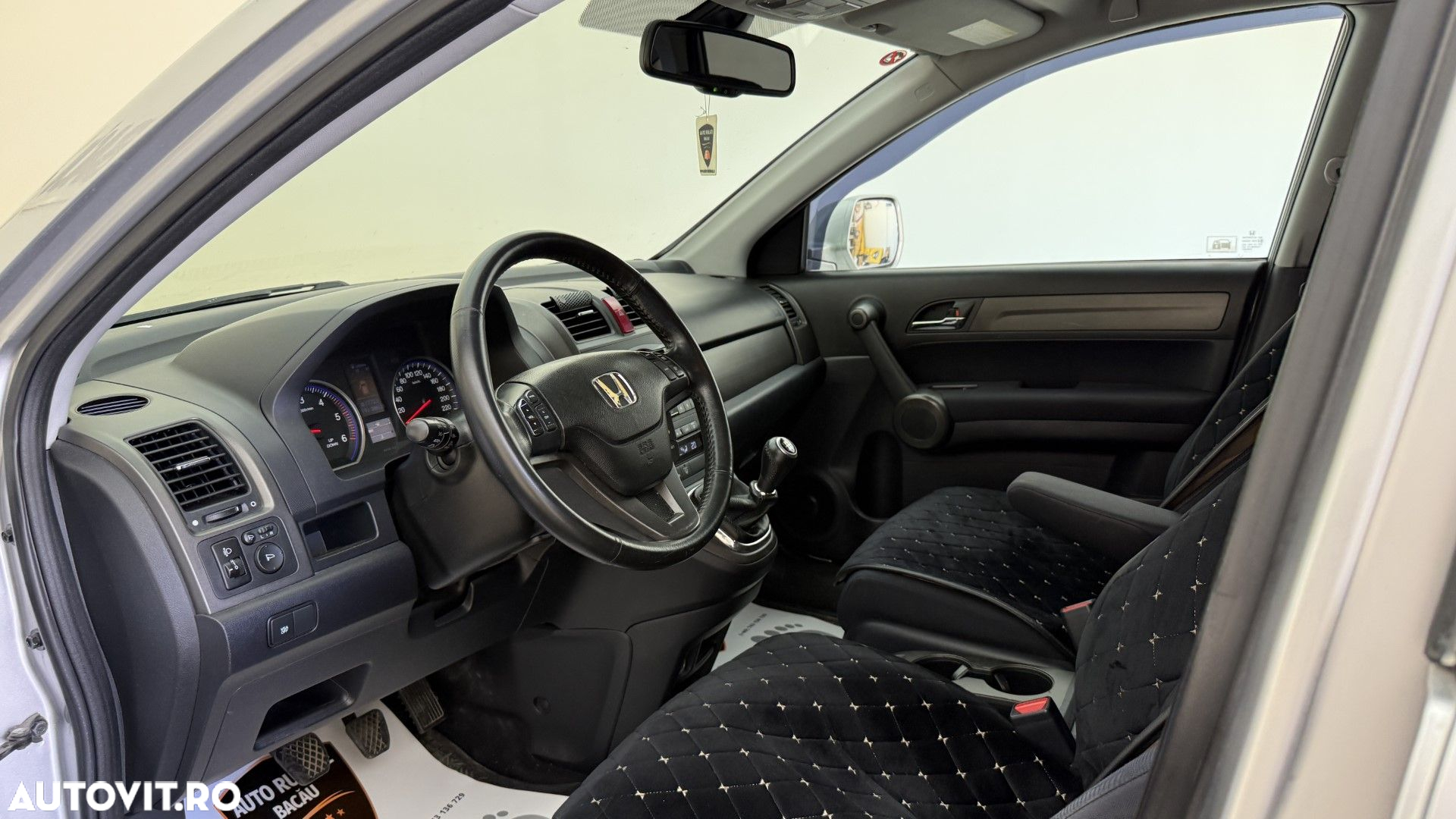 Honda CR-V - 12