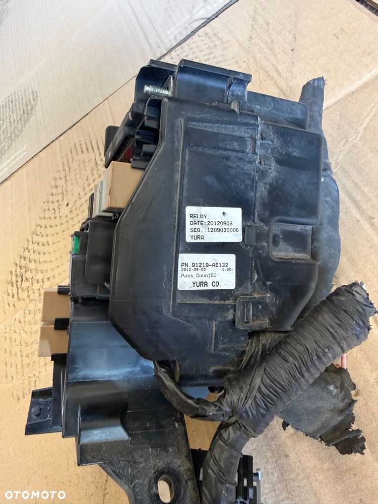 Hyundai i30 Wspomaganie elektryczne 56300A6200 - 1000 złoty  Konsola z poduszkami - 1000 złoty  Kierownica - 300 złoty  Manetki 944202K560 - 150 złoty  Stacyjka i30 - 150 złoty  Poduszki kurtyny i30 -  85010A6000 - 150 złoty  85020A6000 - 150 złoty  Dźwignia zmiany biegów 84650A6000X - 150 złoty  Panel klimatyzacji (2 sztuki) 97250-A6040GU - 150 złoty sztuka  Radio 96170 A6210GU (2sztuki) - 250 złoty sztuka  Hyundai licznik 94003 A6510 (2 sztuki) - 250 złoty  Moduł bsi:  91950-A6021 - 100 złoty  91950-A6041 - 100 złoty  Sterownik assy:  95400-A6011 - 100 złoty  95400-A6021 - 100 złoty  Sterownik silnika: 39130-2A610 - 500 złoty  Sensor poduszek:  95910A6000 - 150 złoty  95910A6300 - 150 złoty  Moduł haka D-52249 - 150 złoty  Komputer sterownik bosch:  0281016011 - 250 złoty  0281013402 (2 sztuki) - 350 złoty sztuka  0281015437 - 250 złoty  0281017213 - 200 złoty  0281014291 - 100 złoty  0281015864 - 500 złoty  0281014292 (2 sztuki) - 250 złoty sztuka  Komputer silnika:  391122B100 (4 sztuki) - 400 złoty sztuka  391122B200 (4 sztuki) - 400 złoty sztuka  391122B102 (4 sztuki) - 250 złoty sztuka  391122B140 - 800 złoty  Sterownik komputera:  391192B700 - 250 złoty  391122b125 - 200 złoty  391102BGB3 - 200 złoty - 28