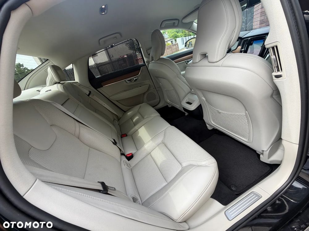 Volvo S90 D5 SCR AWD Inscription - 30