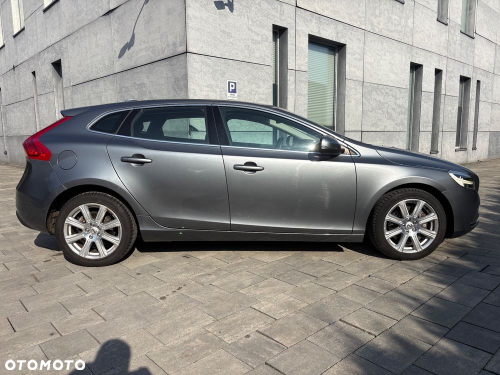 Volvo V40 D2 Geartronic Inscription - 4