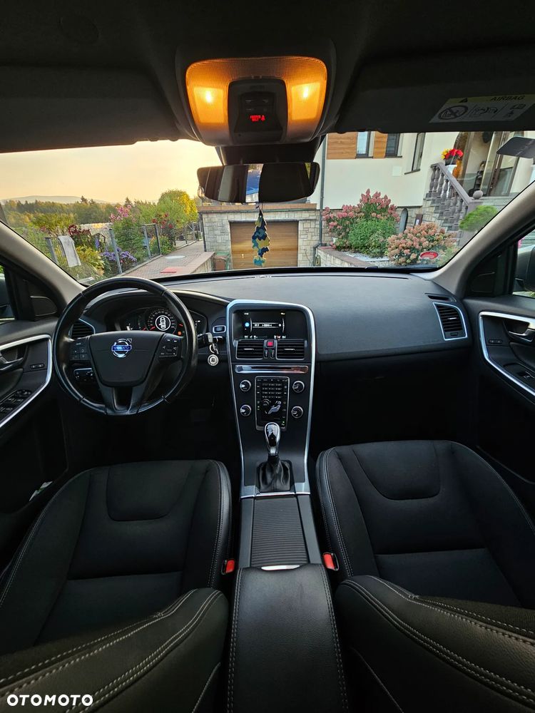 Volvo XC 60 - 6