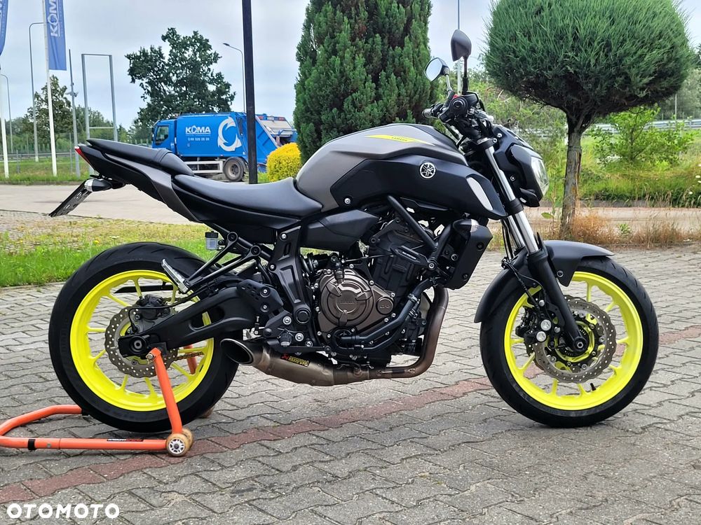 Yamaha MT - 4