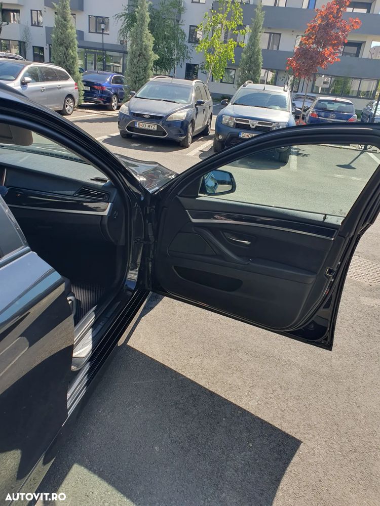 BMW Seria 5 520d Aut. Luxury Line - 14
