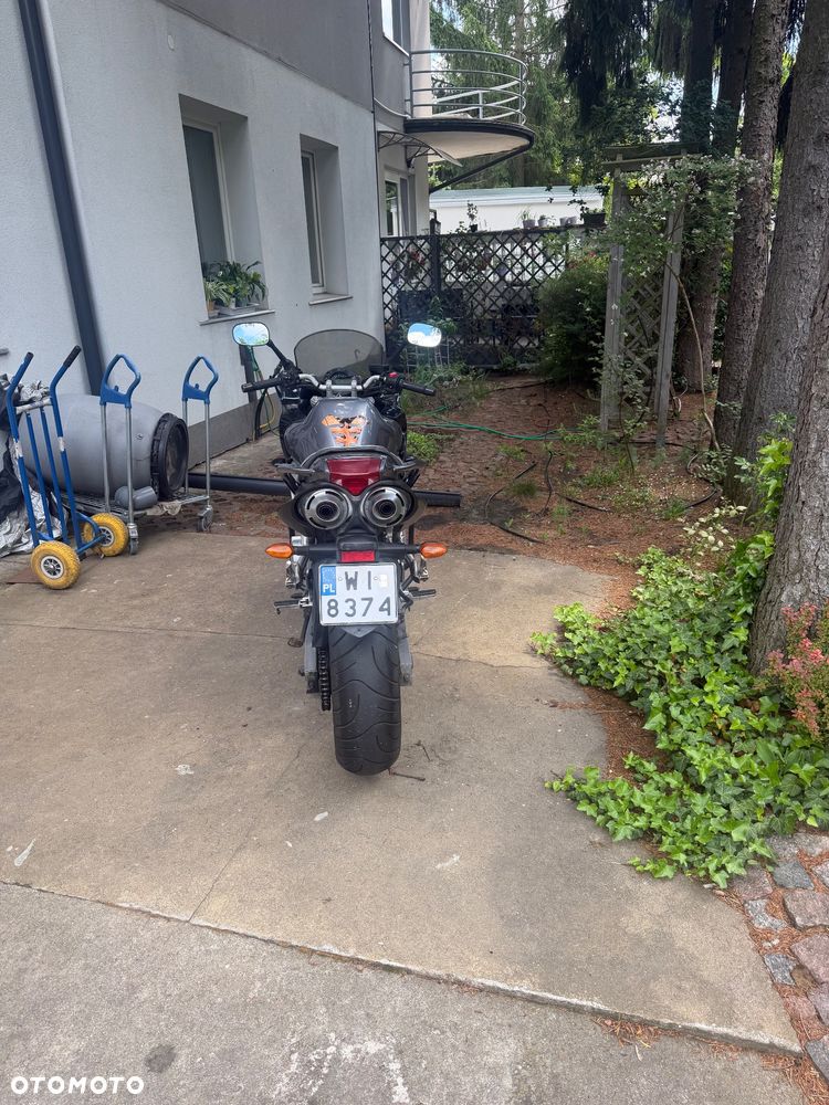 Yamaha FZ6 - 3
