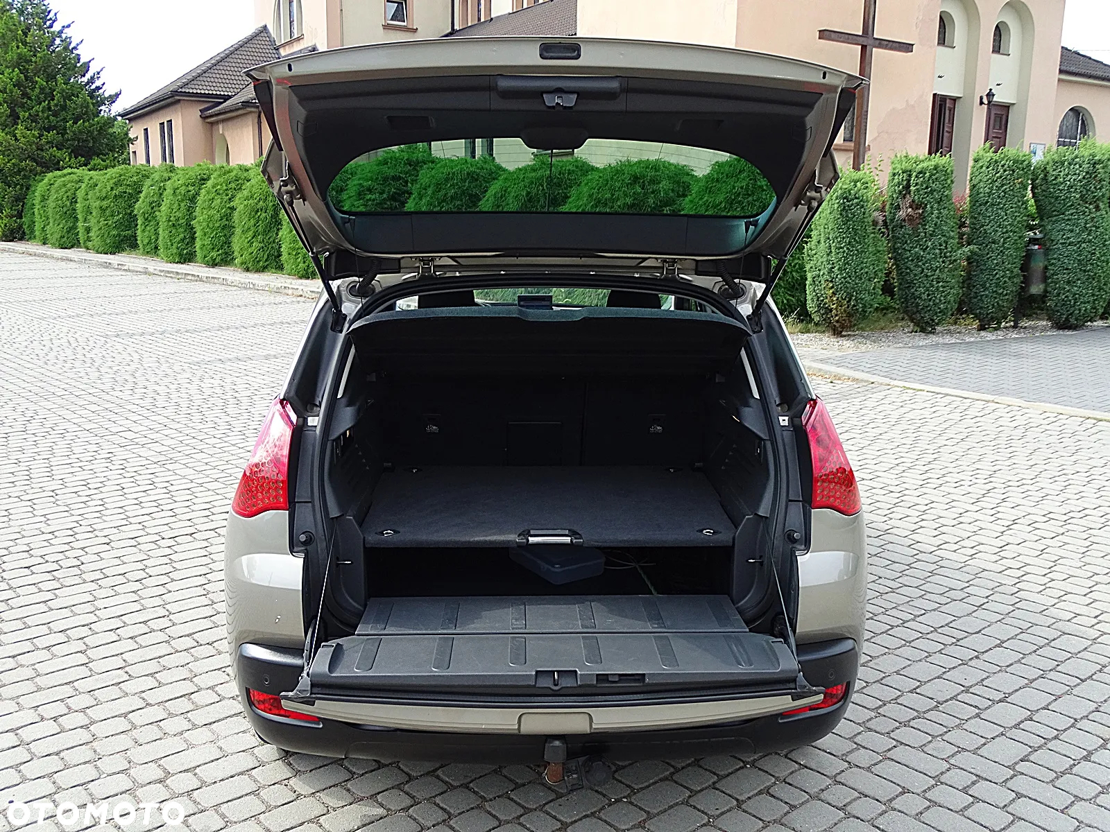 Peugeot 3008 1.6 Premium+ - 19