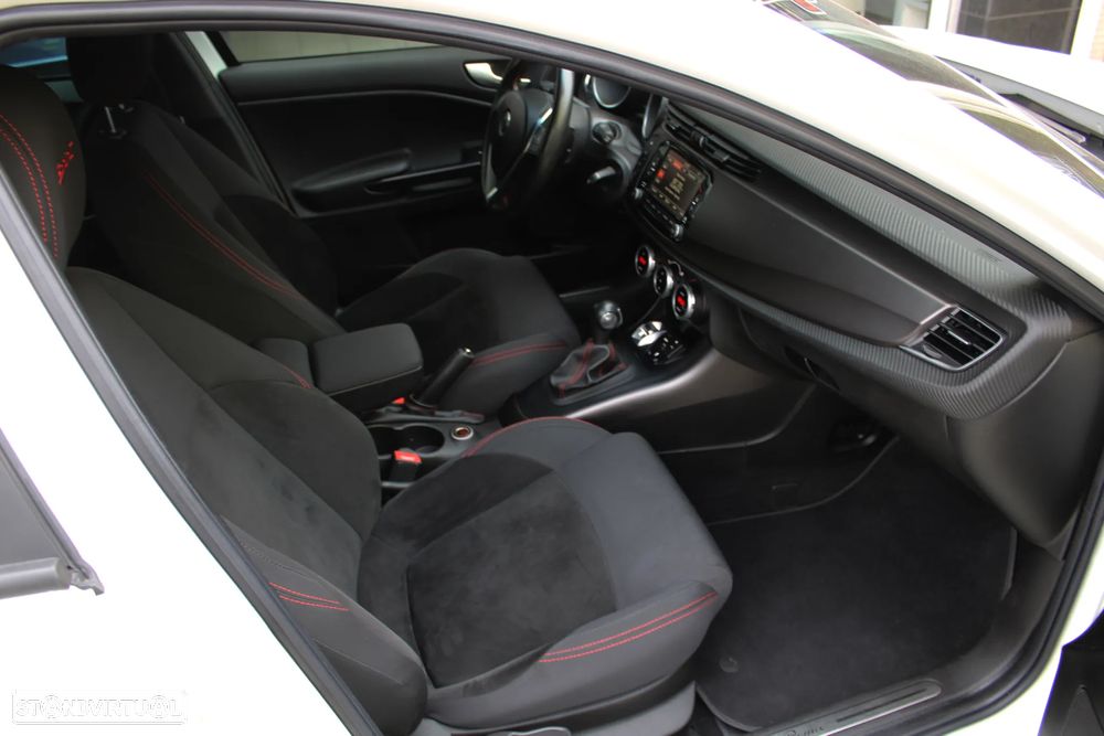 Alfa Romeo Giulietta 1.4 TB 16V Multiair TCT Sprint - 29