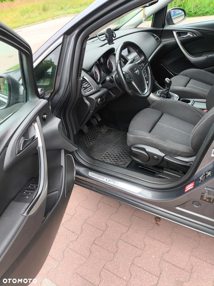 Opel Astra 1.6 Innovation - 10