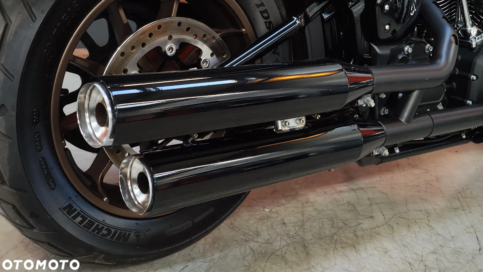 Harley-Davidson Dyna Low Rider - 15