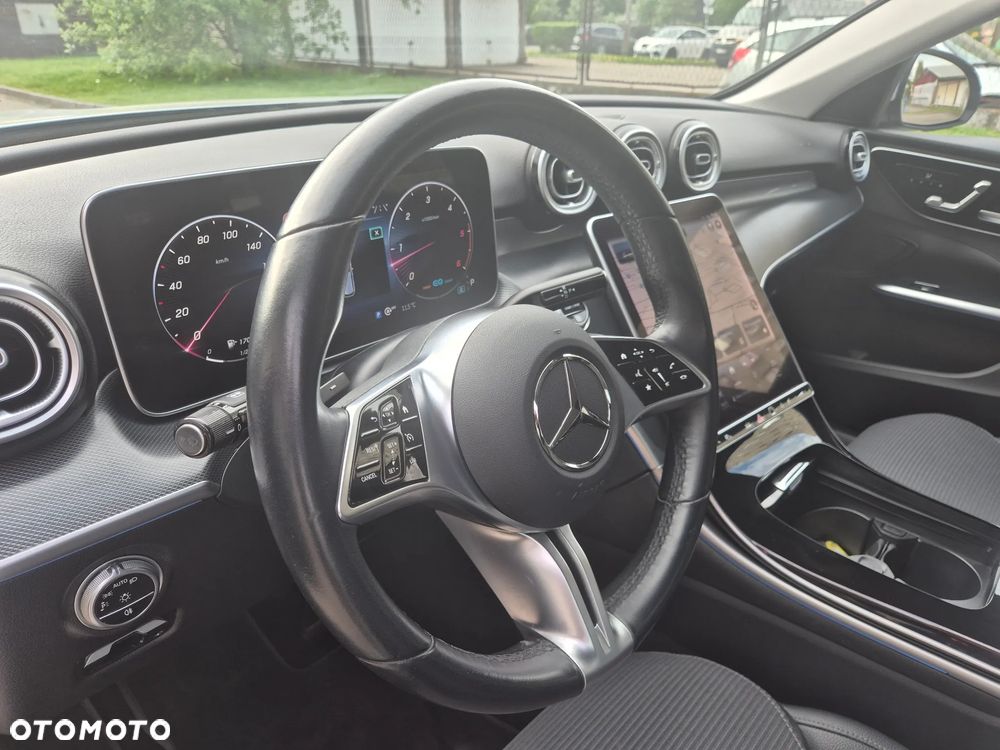 Mercedes-Benz Klasa C 220 d 9G-TRONIC - 25