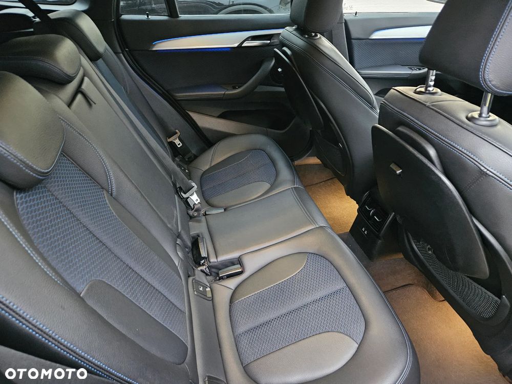 BMW X1 sDrive18d Business Edition sport - 22
