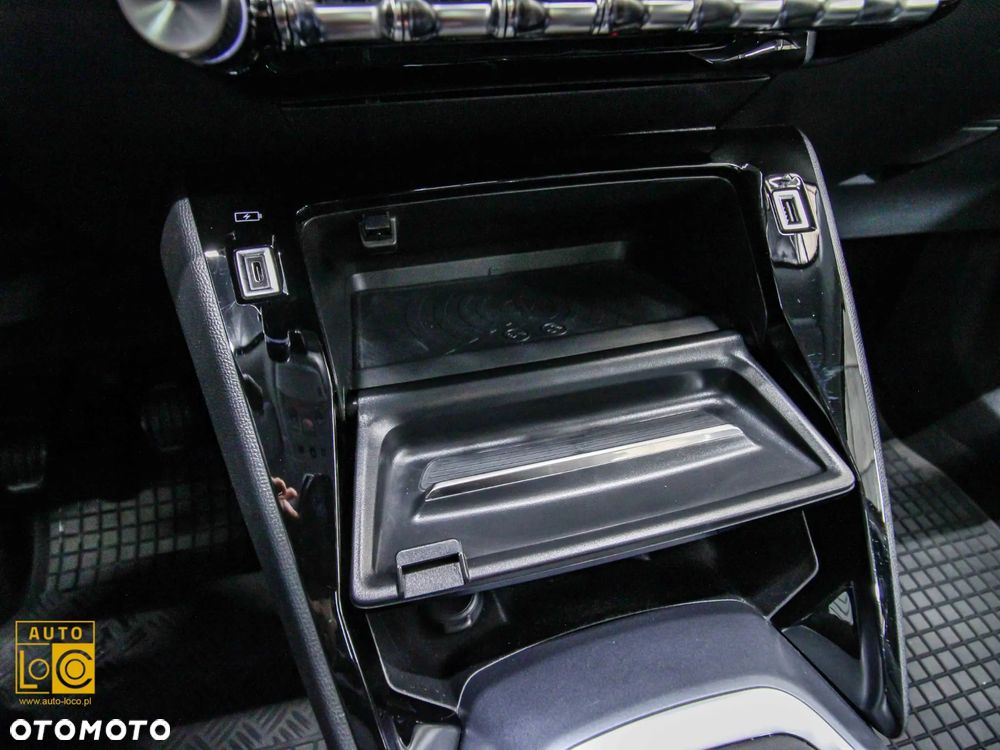 Peugeot 2008 PureTech 100 Stop&Start Allure - 32