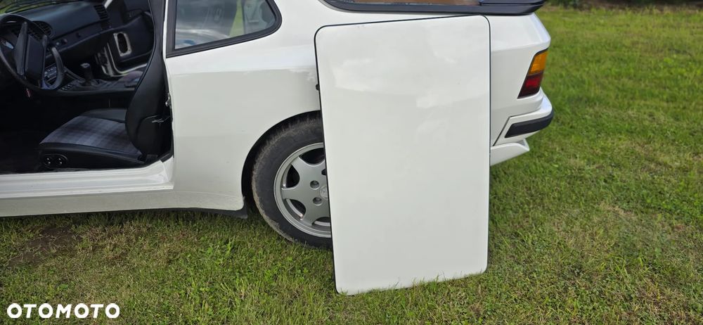 Porsche 944 - 30