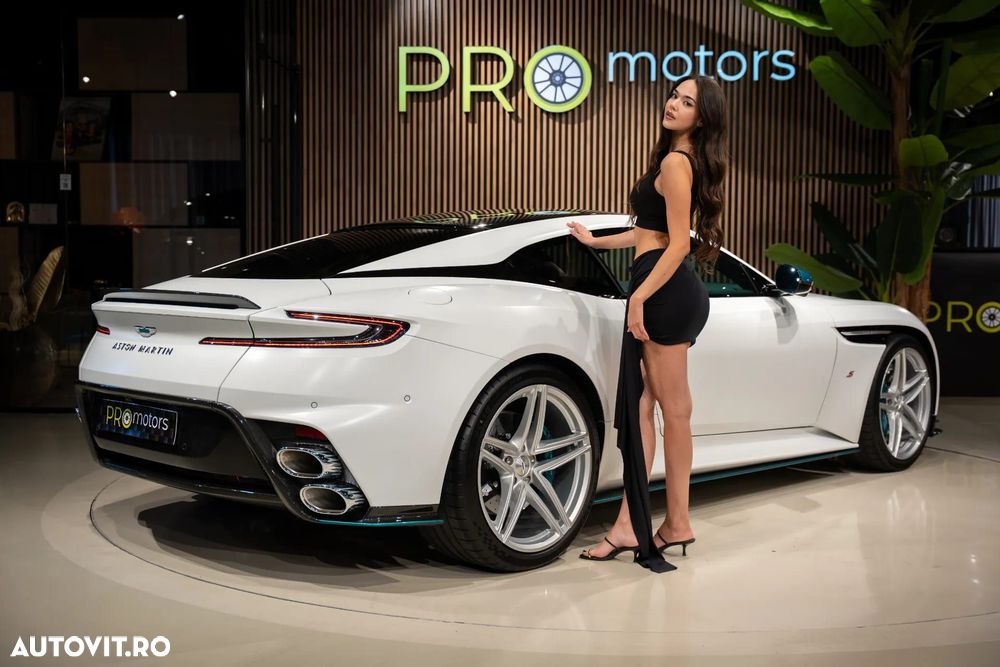 Aston Martin DB12 Volante - 25