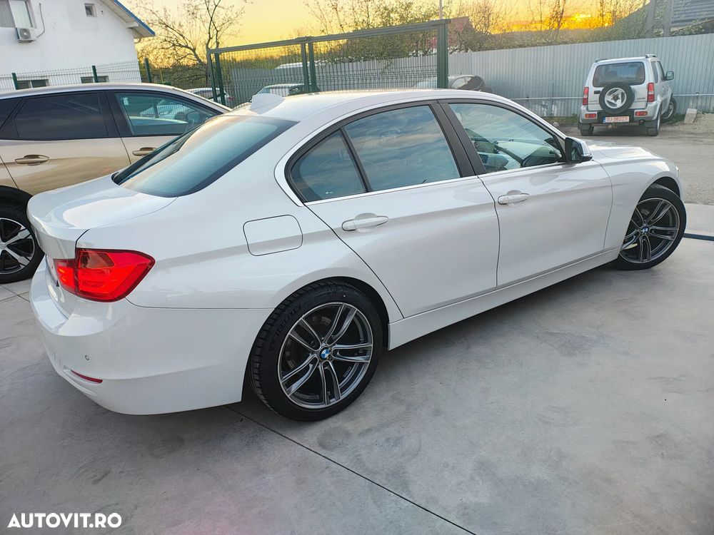 BMW Seria 3 320i Efficient Dynamics Edition Luxury Line - 21