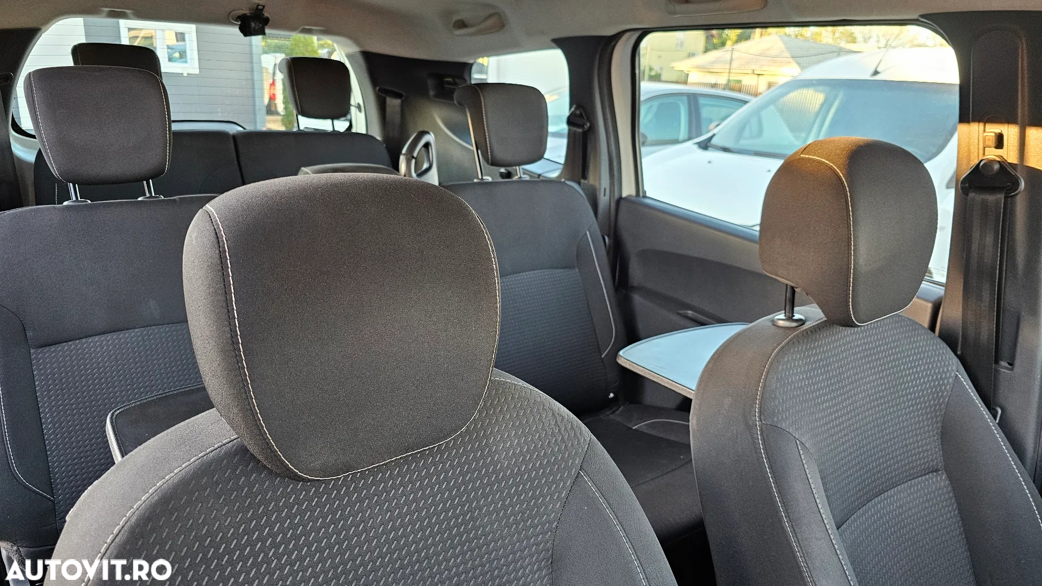 Dacia Lodgy 1.6 SCe Laureate - 9