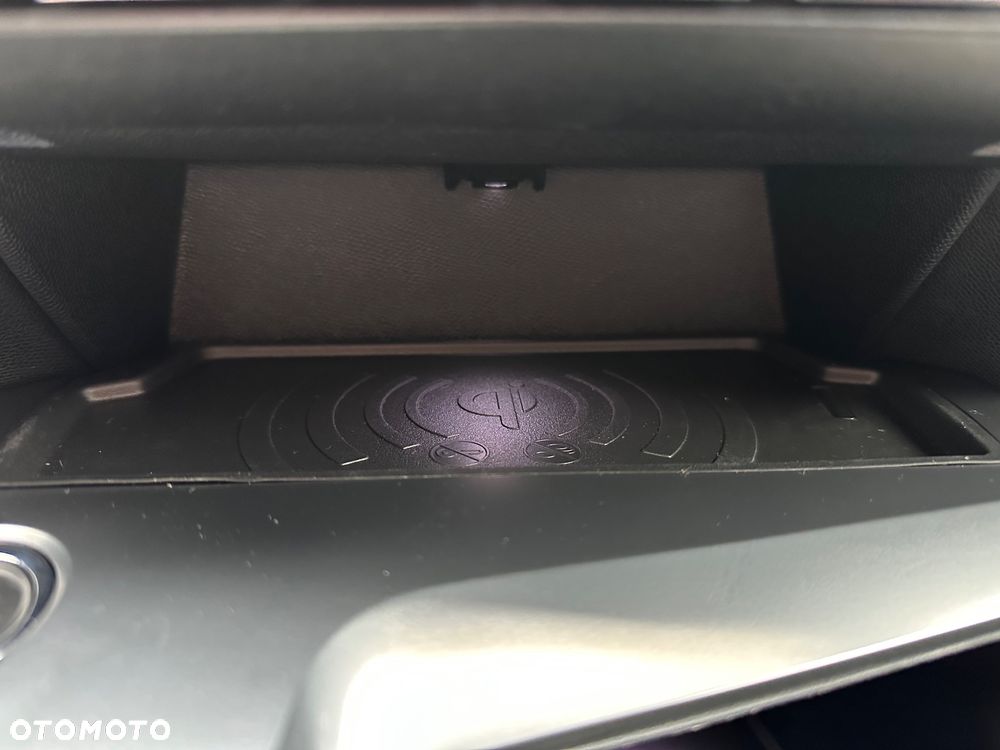 Peugeot 308 1.5 BlueHDi GT Pack S&S EAT8 - 24