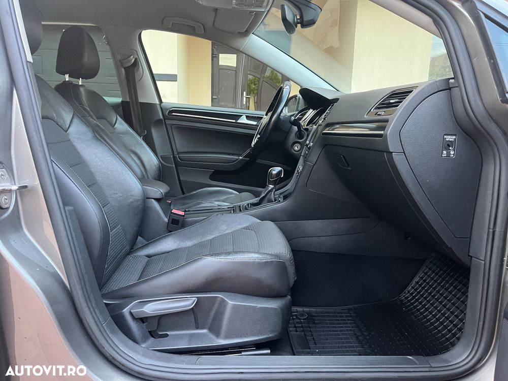Volkswagen Golf 1.6 TDI BlueMotion Technology DSG Trendline - 11