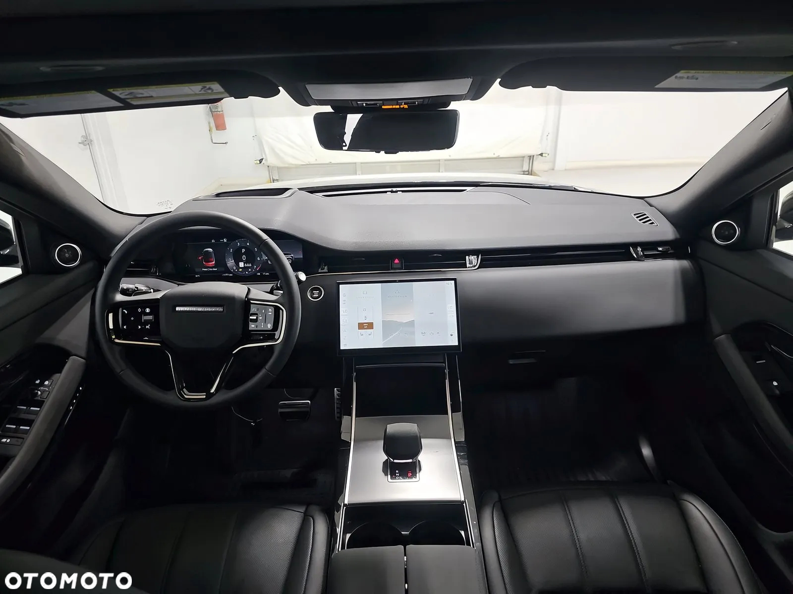 Land Rover Range Rover Evoque P250 Dynamic SE - 9