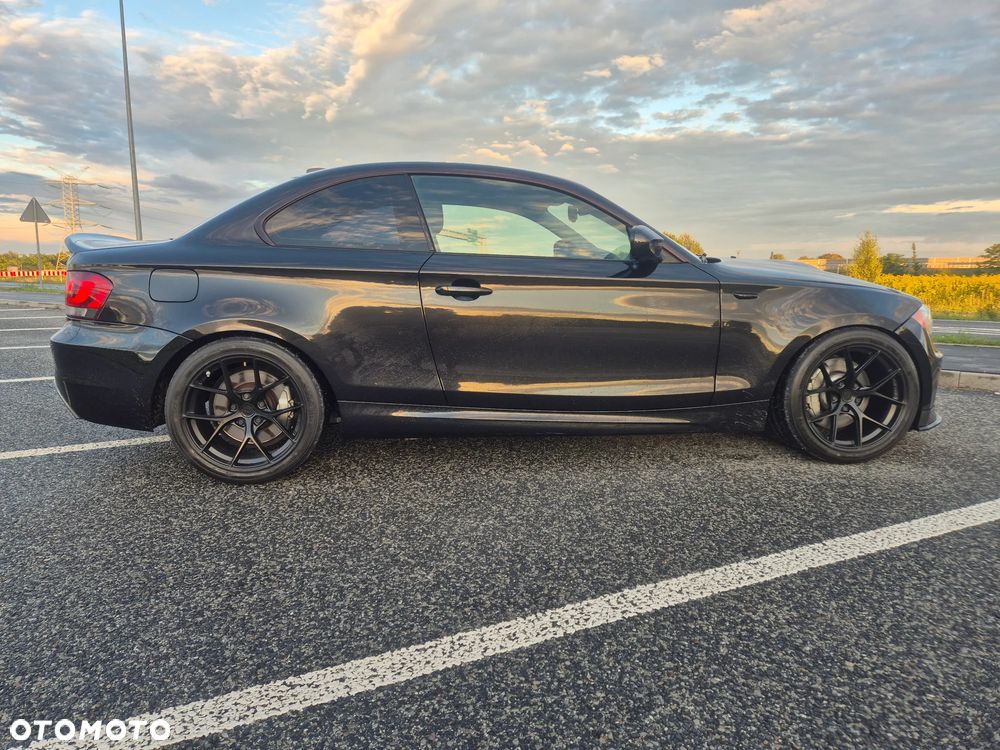 BMW Seria 1 135i Limited Edition Lifestyle mit M Sportpaket - 12