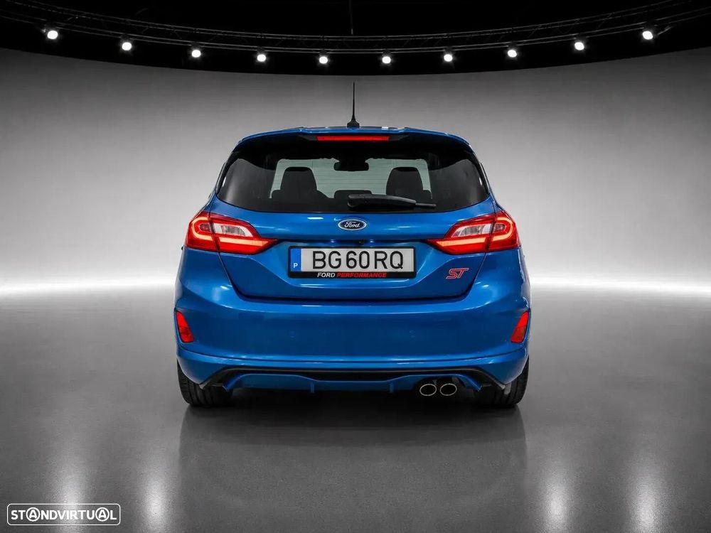 Ford Fiesta 1.5 EcoBoost S&S c/ Pack Pele Exclusiva ST - 5