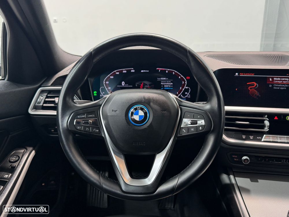 BMW 320 e Auto - 20