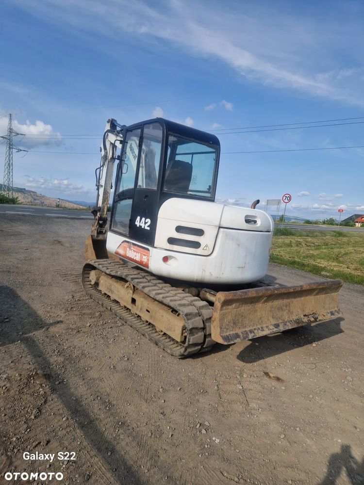 Bobcat 442B - 4