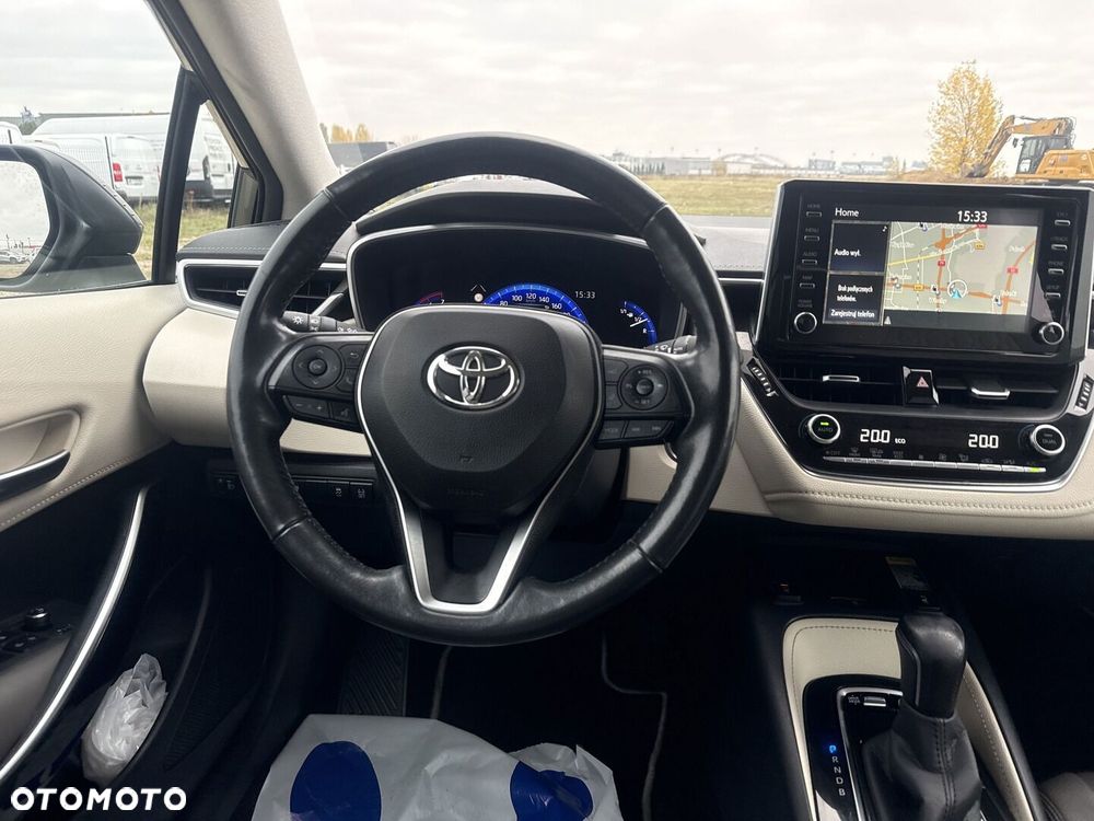Toyota Corolla 1.8 Hybrid Executive - 13