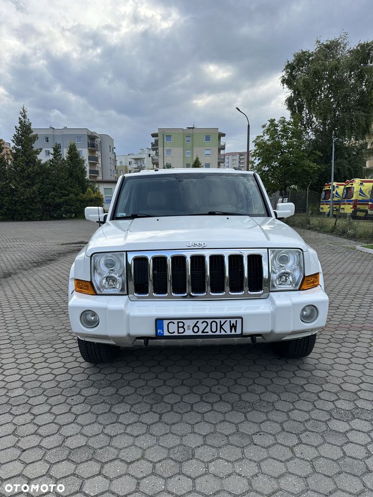 Jeep Commander 5.7 V8 HEMI Automatik Limited