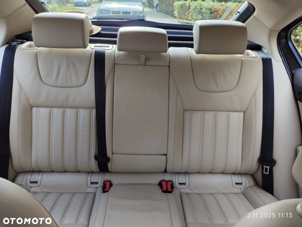 Skoda Octavia 2.0 TDI 4x4 L&K DSG - 11