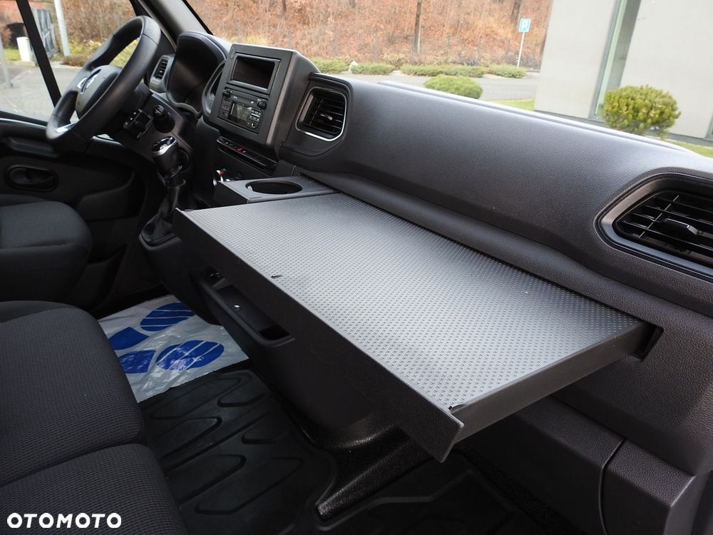 Renault MASTER PLANDEKA 10 PALET WEBASTO TEMPOMAT KLIMATYZACJA LEDY PNEUMATYKA  165KM - 40