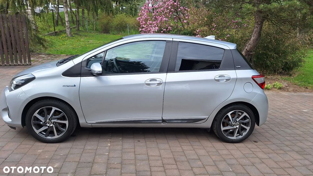 Toyota Yaris 1.5 VVT-i Y20 Club - 4