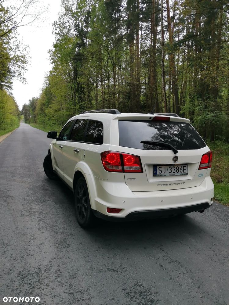 Fiat Freemont 2.0 Multijet Lounge AWD - 4