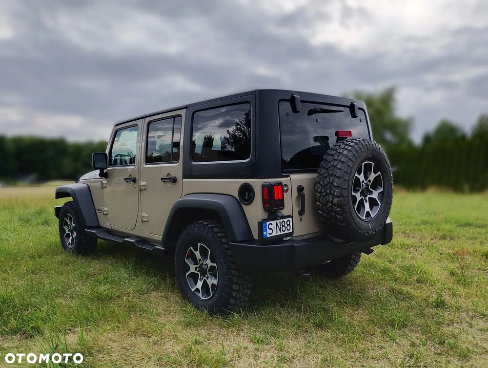 Jeep Wrangler 3.6 Unlim X - 2