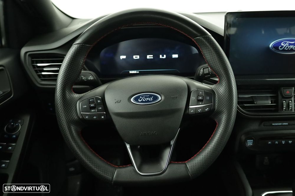 Ford Focus 1.0 EcoBoost MHEV ST-Line - 15