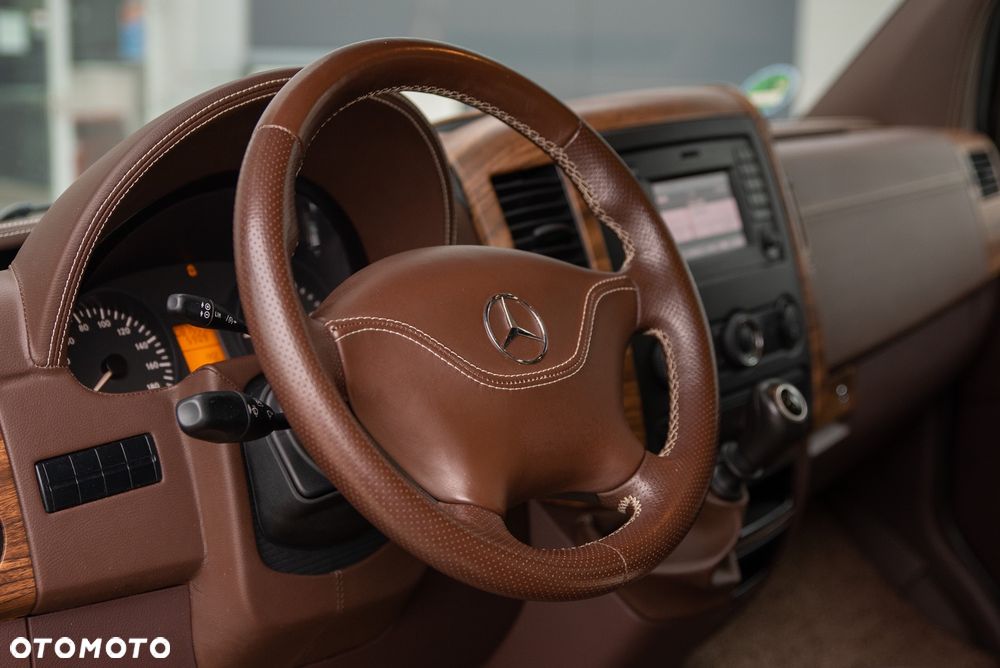 Mercedes-Benz Sprinter - 35