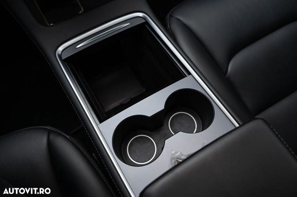 Tesla Model 3 Long Range AWD Premium - 22